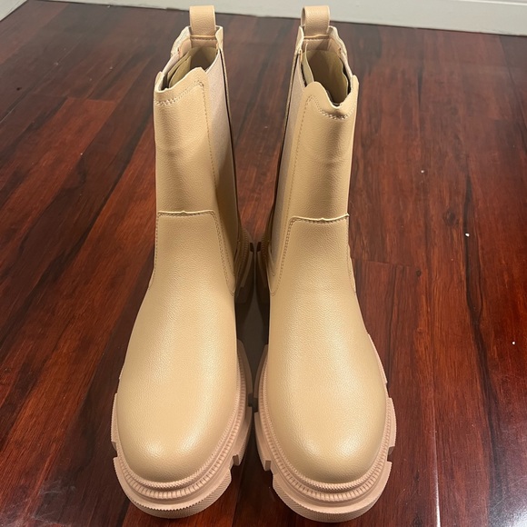 Shoes - WOMEN’S LUG SOLE ANKLE BOOTIES NON-SLIP CHUNKY HEELS